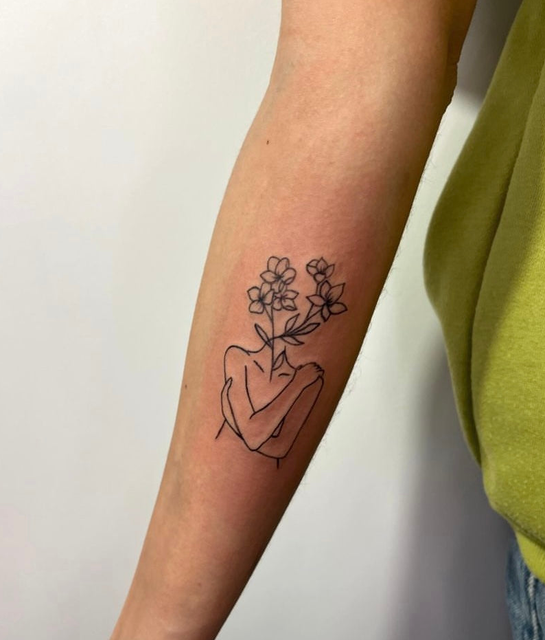 Tatouage entre 5 et 10 cm arrhes