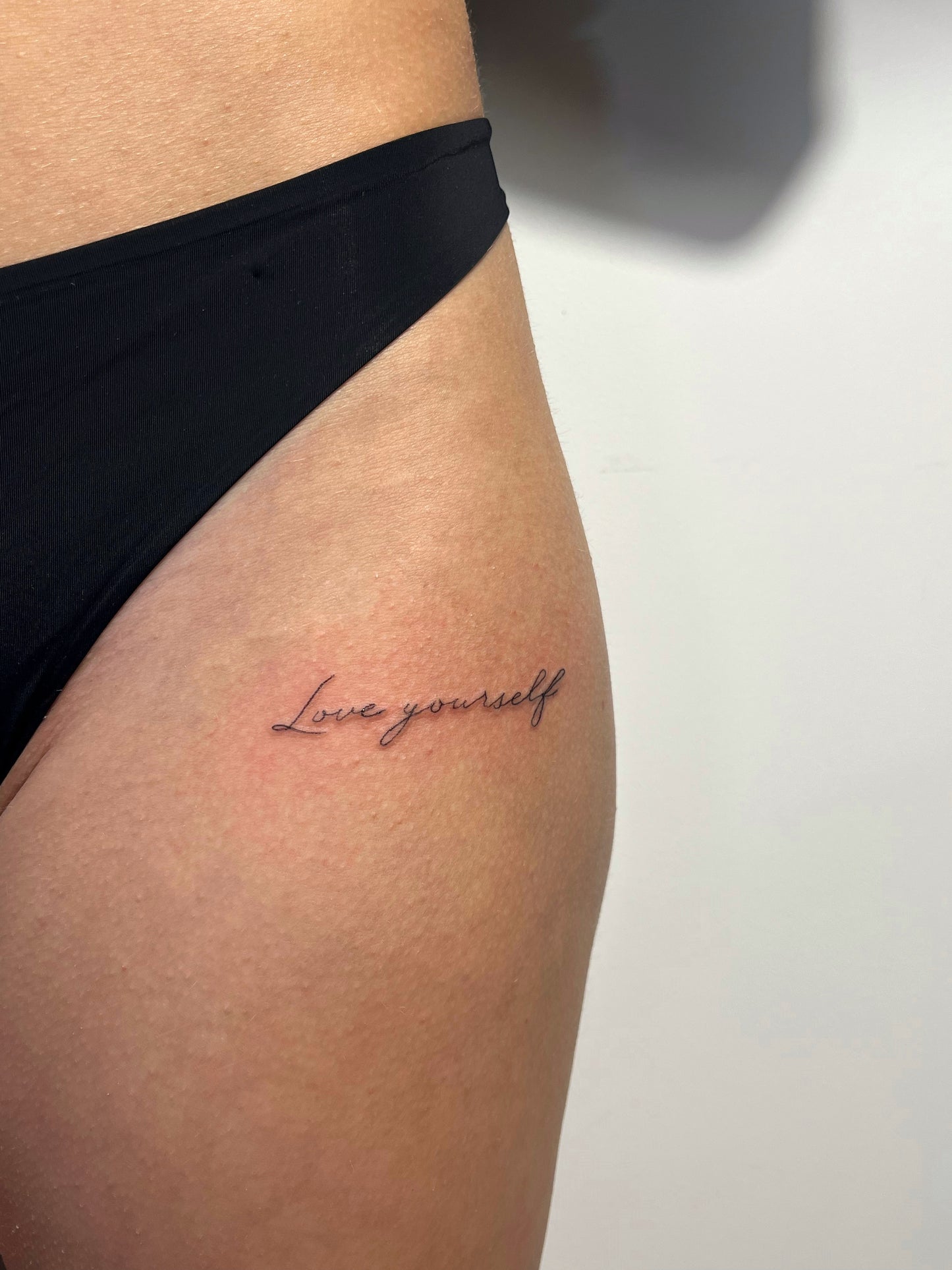 Tatouage entre 1 et 5 cm arrhes